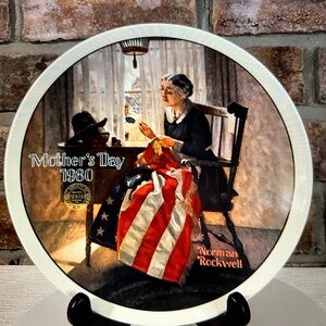 Limited Edition Norman Rockwell A Mothers Pride 1980 Mothers Day Collector Plate